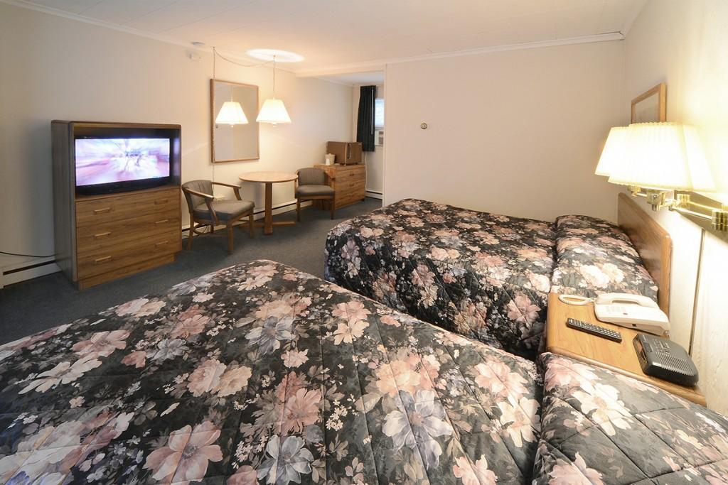 Turf And Spa Motel Saratoga Springs Luaran gambar